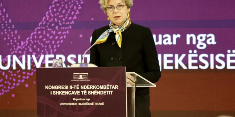 Mbahet Kongresi Ndërkombëtar i Shkencave Mjekësore, ministrja Sala: Të ndërtojmë sistem ku spitalet tona të bëhen qendra ekselence