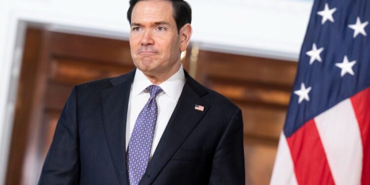 Mbrojmë amerikanët nga narkoterroristët rrezikshëm dhe drogat vdekjeprurëse, Rubio: Kufizohen vizat për bashkëpunëtorët dhe familjarët e kartelit Sinaloa