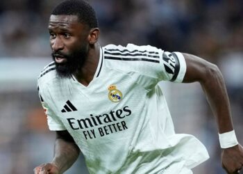 Mbrojtësi titullar drejt rinovimit, por Real Madrid përgatit dy largime në fund të sezonit