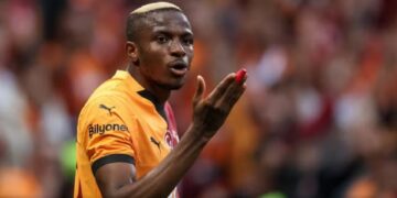 Mercedes denoncon Victor Osimhen për mospagimin e qirasë së makinës