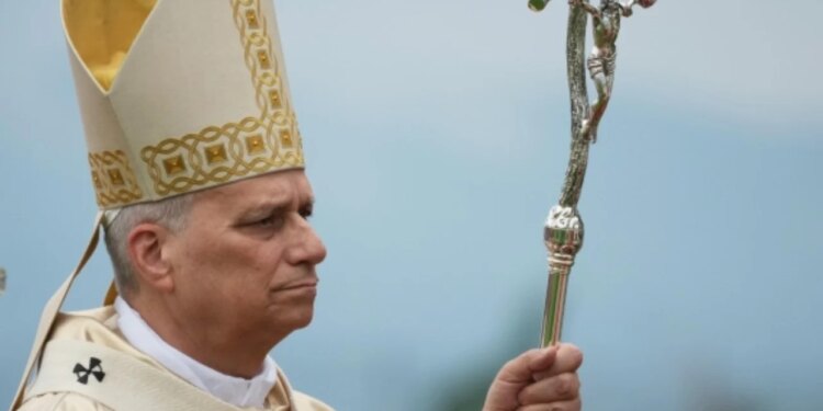 Mesazhi i Papës: Bota po shkatërrohet nga tiranët; miliarda shpenzohen për të vrarë, jo për shërim e edukim