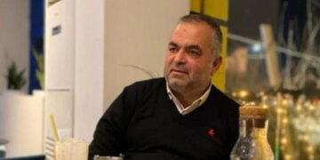 Mësuesi që ndërroi jetë bënte 7 km në këmbë vetëm për dy nxënës; nëna: Na hape plagë madhe