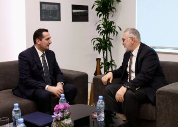 Ministri Gogu zhvillon bisedime me drejtuesin e SPAK: Fokus në bashkëpunimin për ligjin, kapacitetet dhe forcimin e shtetit të së drejtës.