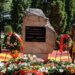 Ministri i Mbrojtjes së RMV mbajti ceremoni për ushtarët e vrarë në luftën 2001; shqiptarët etiketohen terroristë