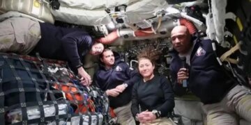 Misioni Artemis II vendos një rekord të ri historik duke e tejkaluar Apollo 13, astronautët shkojnë në pikën më të largët nga Toka.