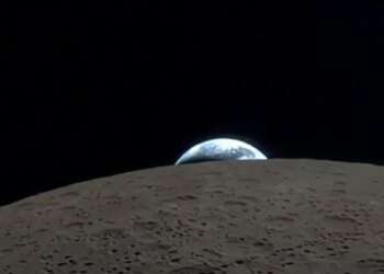Momenti kur Toka fshihet pas Hënës — video e pabesueshme filmuar nga astronauti i NASA-s me iPhone nga hapësira