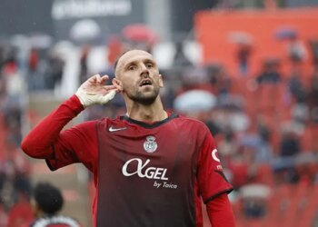 Muriqi arrin marrëveshje paraprake për rikthim në Stamboll në vorbullën e merkatos