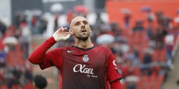 Muriqi arrin marrëveshje paraprake për rikthim në Stamboll në vorbullën e merkatos