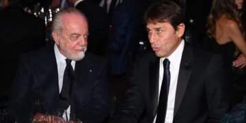 Napoli, lamtumira e Contes po bëhet më e mundshme; thënat dhe të pathënat që çojnë në ndarje