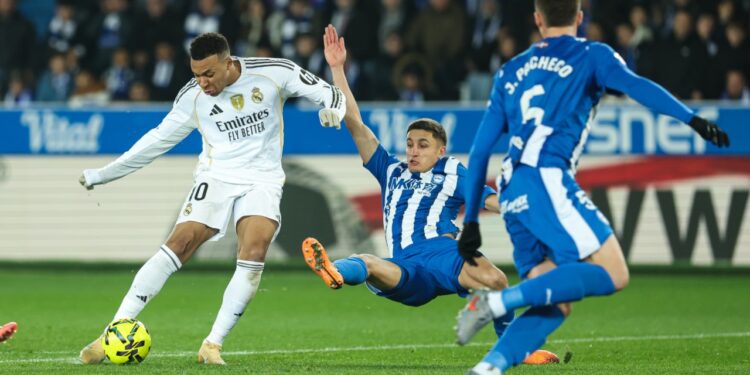 Ndaj Alavesh, Real Madrid nuk fal; Mbappe dhe Vinicius rindezin garën me Barcelonën