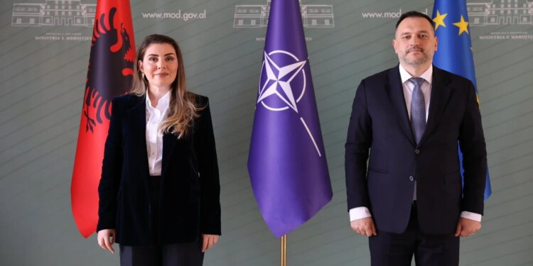 Ndryshime në Ministrinë e Mbrojtjes, Pranvera Skana emërohet zv/ministre.