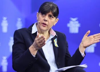 Në Delphi prokurorja europiane shpërthen: OPEKEPE simbol i korrupsionit, tensione me politikën greke