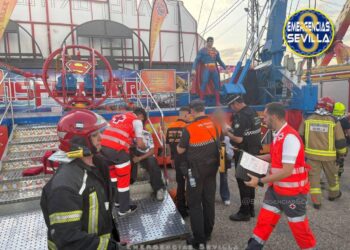 Në Sevilje, aksident i frikshëm në parkun e argëtimit: katër të plagosur pas shkëputjes së një kabulli