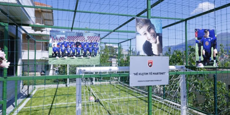 Në kujtim të Martinit: FSHF nderon 14-vjeçarin e ndjerë me një mini-fushë për komunitetin dhe të rinjtë