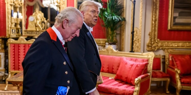 Nëse do të varej nga ai, do të na kishte ndihmuar me Iranin / Trump lavdëron Charles, godet Starmerin