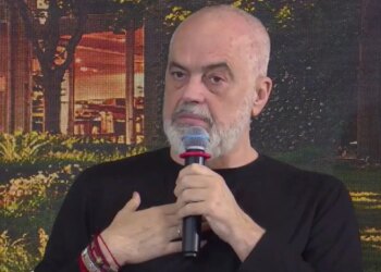 "Ngjitja është e thjeshtë, por kur arrini në katin e 20-të…”, Rama jep këshilla për industrinë e ndërtimit: Nevojitet balanca ndërmjet cilësisë dhe çmimit.