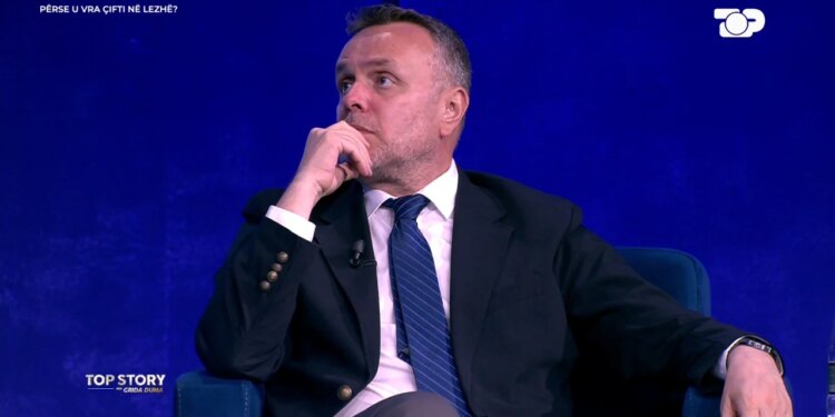 Nuk dinin që bashkëshortja ishte në makinë / Atentati me dy viktima në Lezhë, Karamuço: S’ka bërë vaki që…