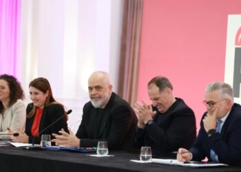 “PS është e aftë të arrijë fitore në çdo Qendër Votimi”/ Rama në asamble: Kemi një detyrë historike për t'u anëtarësuar në BE, 27 vendet na mbështesin.