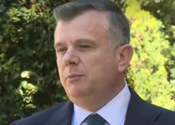 PS refuzon kërkesat e opozitës për krijimin e komisioneve hetimore për ARRSH-në dhe AKSHI-n; Balla: Komisioni Hetimor nuk mund të shndërrohet në një ekspeditë peshkimi.