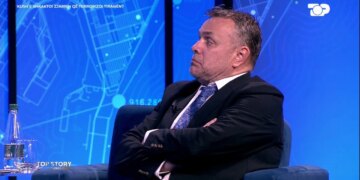 Pallati në kryeqytet përfshihet nga flakët, Karamuço në ‘Top Story’: Njerëz në gjumë, alarmi…