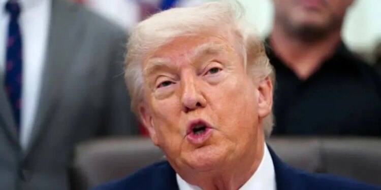 Pas urdhërit për të qëlluar anijet iraniane në Hormuz, Trump sërish sulmon Iranin: Nuk dinë kush janë udhëheqës