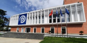 Peleshi thërret Këshillin për ndryshimin e rregullores së Kuvendit, PD: Vendimi i Kushtetueses ende nuk është zbardhur.