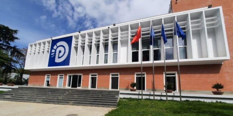 Peleshi thërret Këshillin për ndryshimin e rregullores së Kuvendit, PD: Vendimi i Kushtetueses ende nuk është zbardhur.