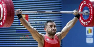 Peshëngritje: Shkëlqen Briken Calja, kampion Evrope në shtytje dhe nënkampion në dygarësh