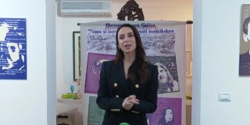 Portrete me fjalë: portrete letrare në Tiranë ku arti dhe letërsia bashkohen në Galerinë Zenit