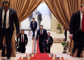 Prapaskenat e negociatave: Çfarë kërkoi Irani përveç Hormuzit dhe uraniumit që SHBA nuk pranoi