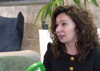 Prefektja e Korçës rrëfen se nuk ka mjaftueshëm shërbime dhe mungesë mbështetjeje për fëmijët si djali i saj