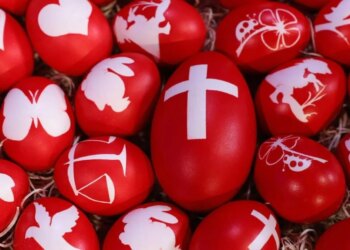 Presidenti Bajram Begaj i dërgon urimet e tij besimtarëve katolikë për festën e Pashkës, duke dëshiruar gëzim, paqe dhe bekime për të gjithë.