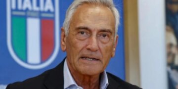 Presidenti i Federatës Italiane të Futbollit jep dorëheqjen.