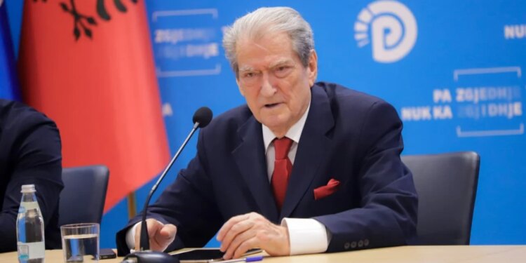 Qeveria mban të fshehta takimet në Bruksel, Berisha: Delegacioni i BE në Tiranë të informojë për kapitujt