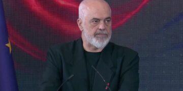 Rama citon Aleksandrin e Madh: Jeta ikën shumë shpejt — As njeriu më i fuqishëm s'i ikën dot vdekjes