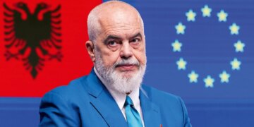 Rama në Kathimerini: Nga pronat e Himarës, akuzat për bursë greke në Harvard, nacionalizmi shpesh reflekton mungesë pjekurie