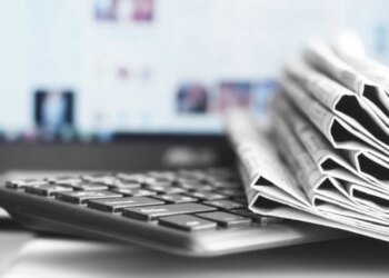 Raporti i Reporterë Pa Kufij për lirinë e medias: Shqipëria humbet 3 pozicione, gazetarët kanë vështirësi për informacion