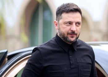 Rusia e hedh poshtë mundësinë e rrëzimit të Zelenskyt: Moskë: Nuk do të veprojmë si SHBA-ja me Maduron, respektohemi nga e gjithë bota.