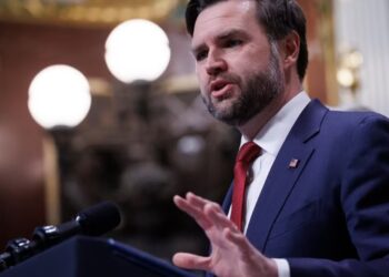 SHBA-Iran, mundësi e re për negociata/ Amerikanët fillojnë bllokimin e Hormuzit, zv.presidenti Vance hap dyert për bisedime