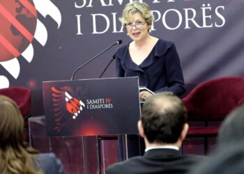 Samiti i katërt i Diasporës: Ministrja Sala thekson rëndësinë e Diasporës në transformimin e shëndetësisë shqiptare