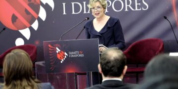 Samiti i katërt i Diasporës: Ministrja Sala thekson rëndësinë e Diasporës në transformimin e shëndetësisë shqiptare