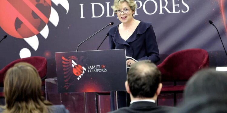 Samiti i katërt i Diasporës: Ministrja Sala thekson rëndësinë e Diasporës në transformimin e shëndetësisë shqiptare