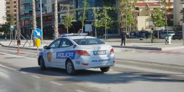 Sherr në Vlorë mes rreth 10 të rinjve, dy të plagosur