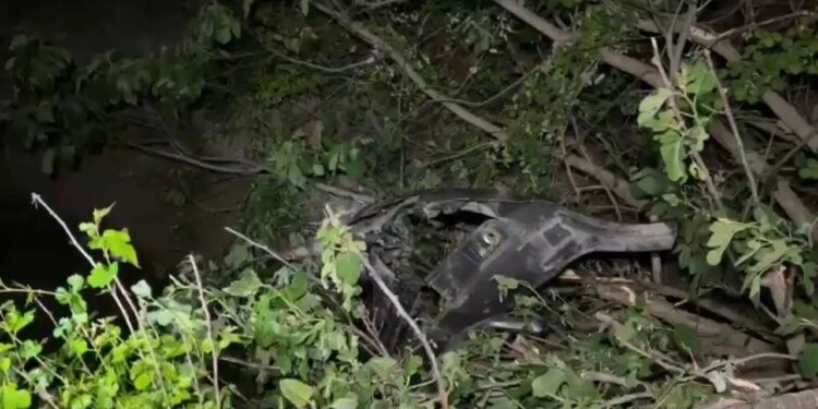 Si ndodhi tragjedia në Lezhë: familjarët alarmuan policinë, 20-vjeçarja me të atin u gjetën të vdekur në makinë