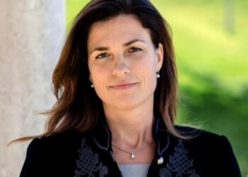 Skandali i ish-bashkëshortes së kryeministrit të sapozgjedhur të Hungarisë: akuzat për dhunë dhe pozita si ministre e Drejtësisë