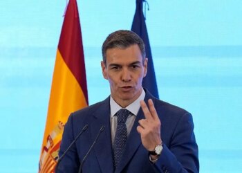 Spanya "legaliza" medio millón de inmigrantes, Sánchez: La inmigración es esencial para la economía y el futuro del país.