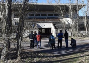 Stadiumi i Çernobilit: nga qendër sportive në skenë post-apokaliptike katër dekada pas aksidentit bërthamor