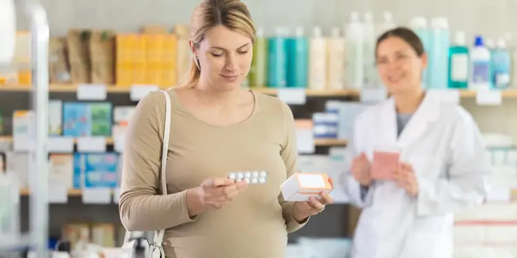 Studimi përgënjeshtron lidhjen midis paracetamolit dhe autizmit, rezultatet qetësojnë nënat shtatzëna