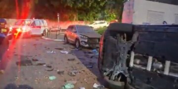 Sulmi me raketat balistike nga Irani në Izrael shkakton vdekjen e dy personave, frikë për viktima të tjera.