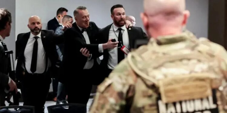 Të shtënat në Uashington Hilton, reagon Shoqata e Korrespondentëve të Shtëpisë së Bardhë: Krenare për gazetarët, treguan guxim